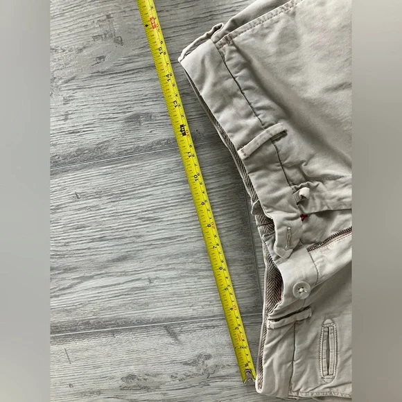 ISAIA beige cotton 5 pocket chino. Size 46(eu) 28-30 waist used